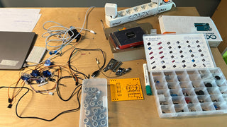 Mercoledì | ESP32, messaggi nel cloud e tinkering: i progetti dei ragazzi prendono vita!
